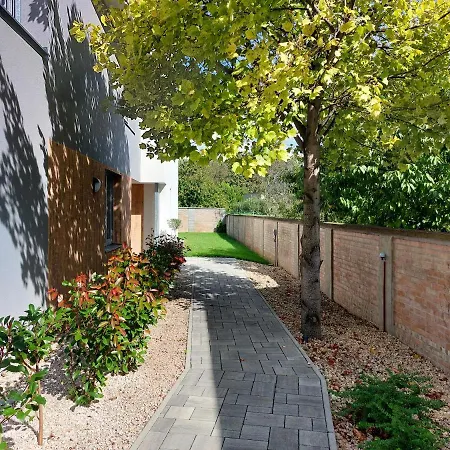 Linden 104 - Adults Only * Mosonmagyaróvár