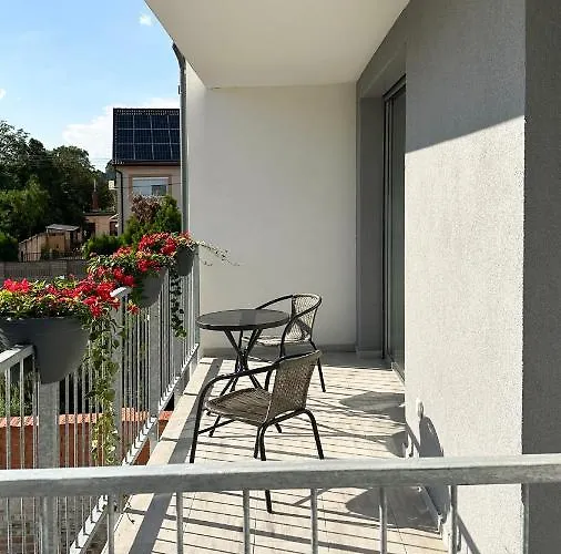 Linden 104 - Adults Only *